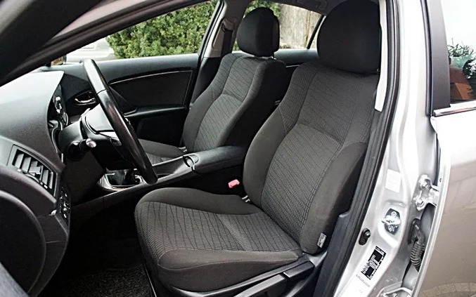 Toyota Avensis cena 26999 przebieg: 227000, rok produkcji 2009 z Raciąż małe 407